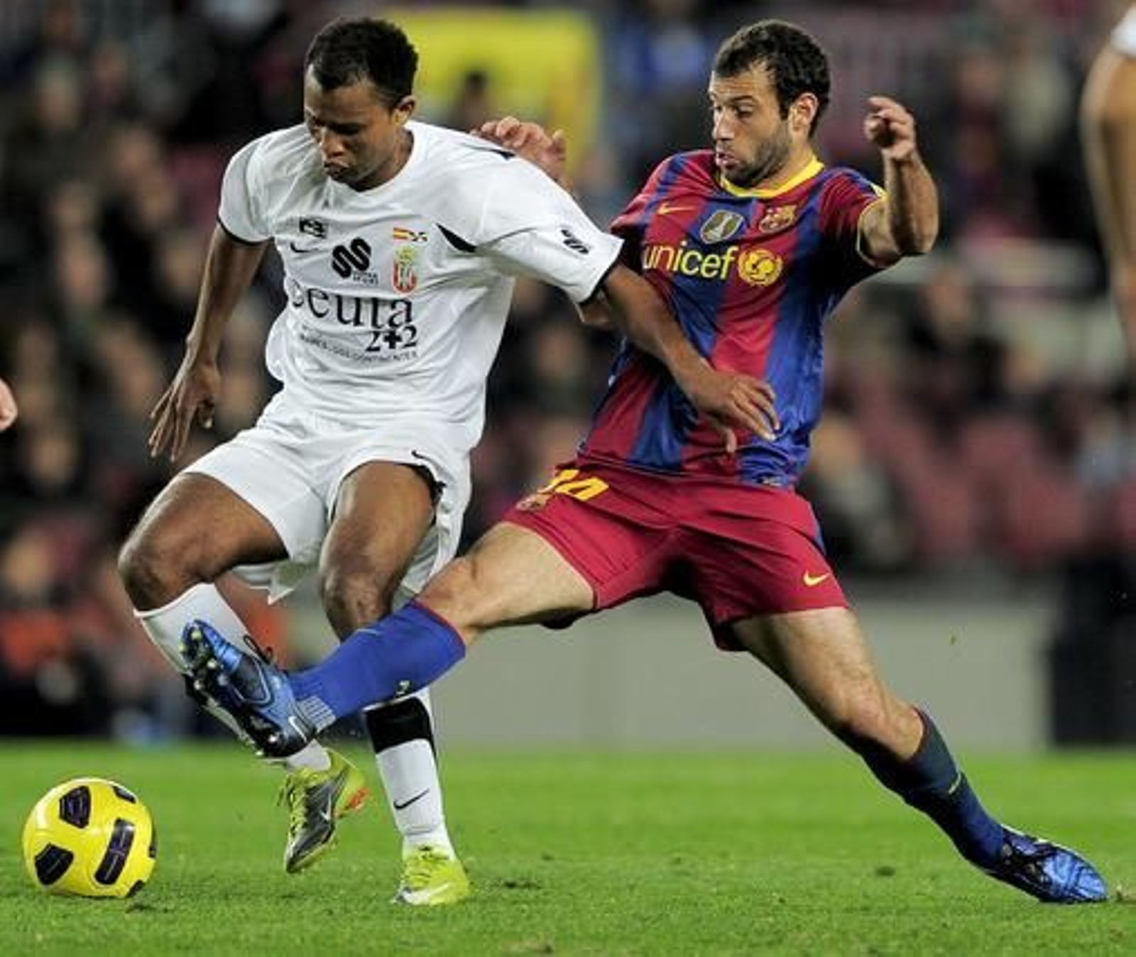 El Barcelona vence al Ceuta desplegando un fútbol tan atractivo como siempre.

Foto: Reuters