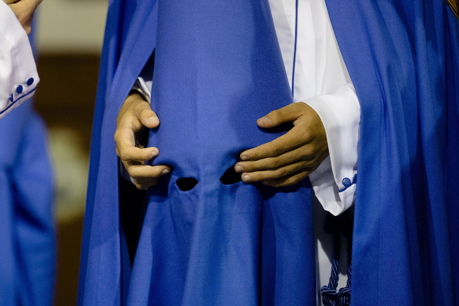 Imágenes de la salida del Perdón en la Semana Santa de Cádiz 2025