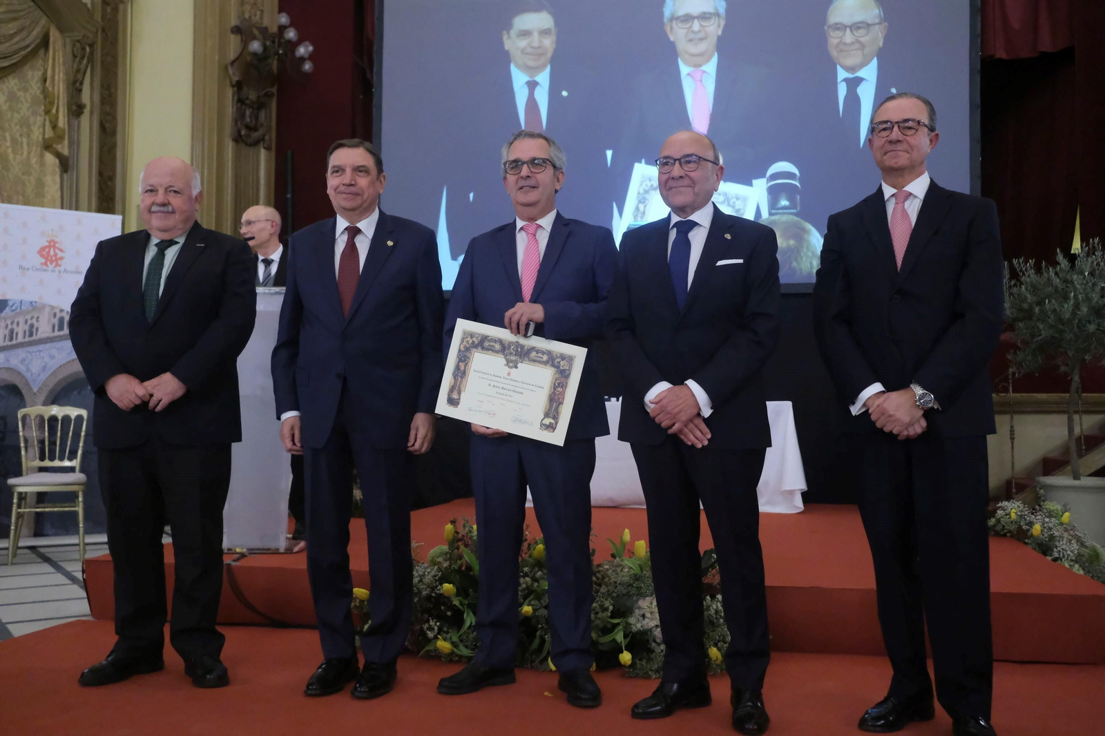 El Real Círculo de la Amistad de Córdoba entrega sus reconocimientos, en imágenes El Real Círculo de la Amistad de Córdoba entrega sus reconocimientos, en imágenes