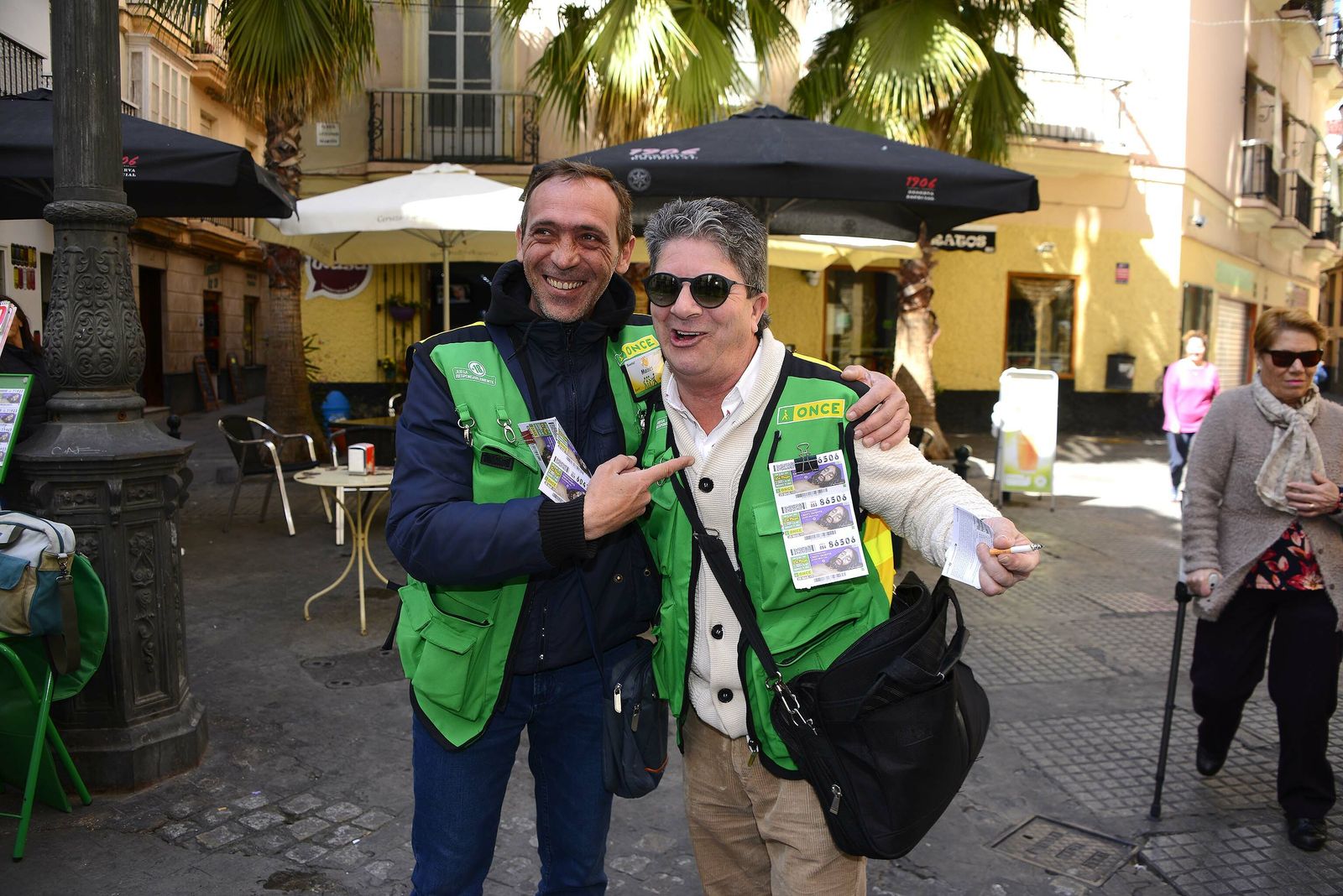 El paseo triunfal de Lolo el cuponero