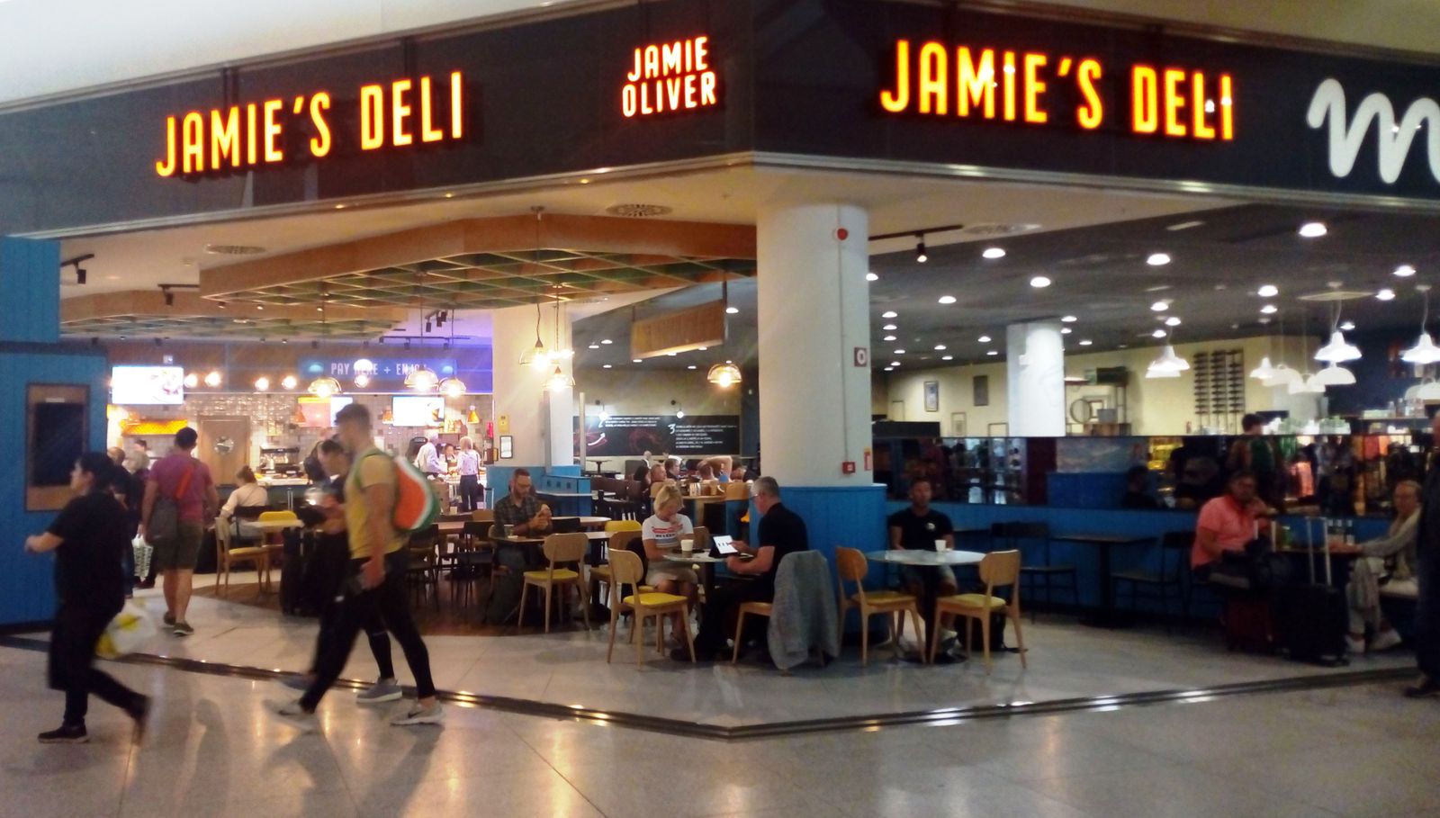 Retaurante Jamie's Deli en el aeropuerto de Málaga.