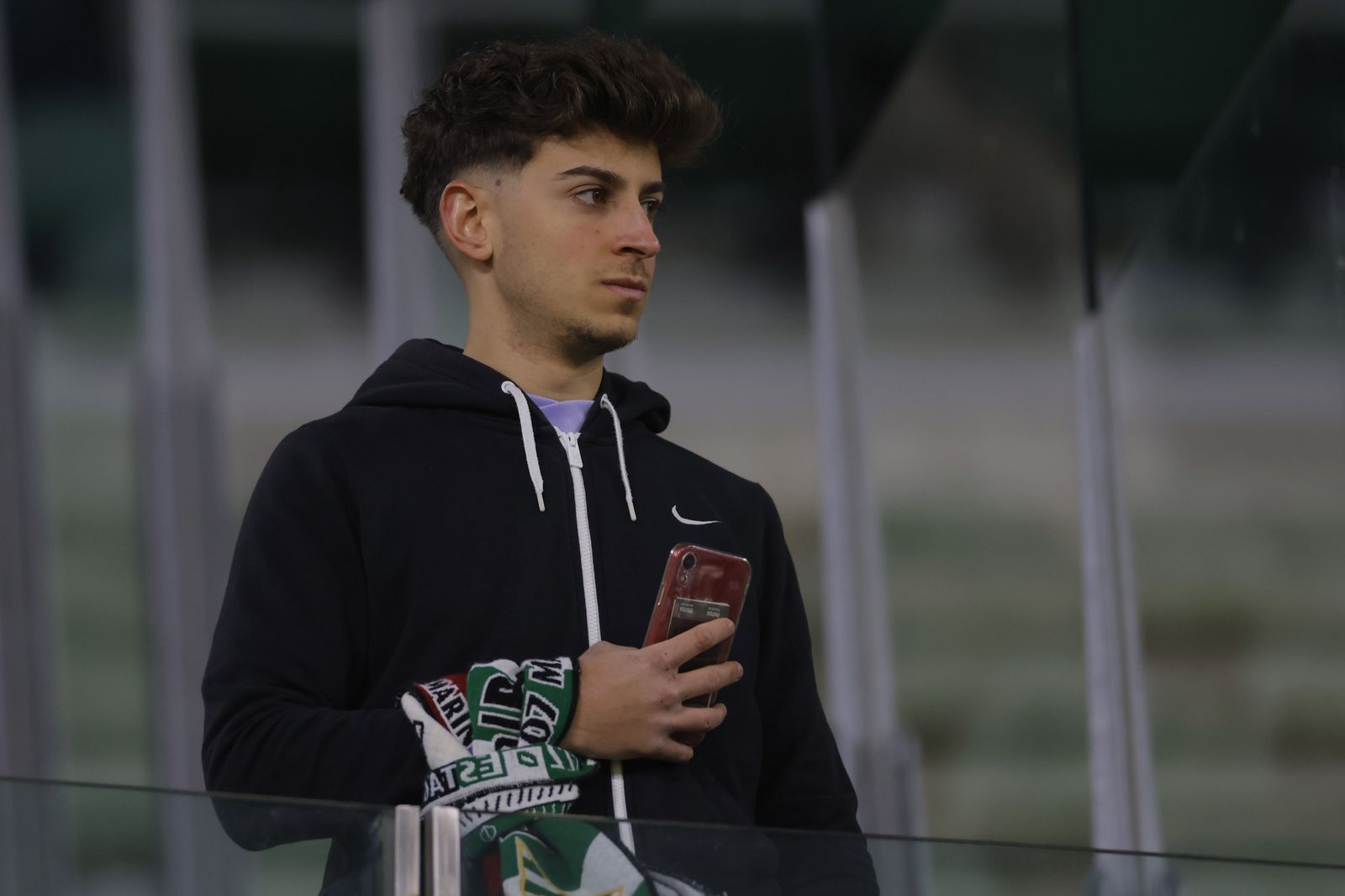 Búscate en las fotos del Betis-Barcelona