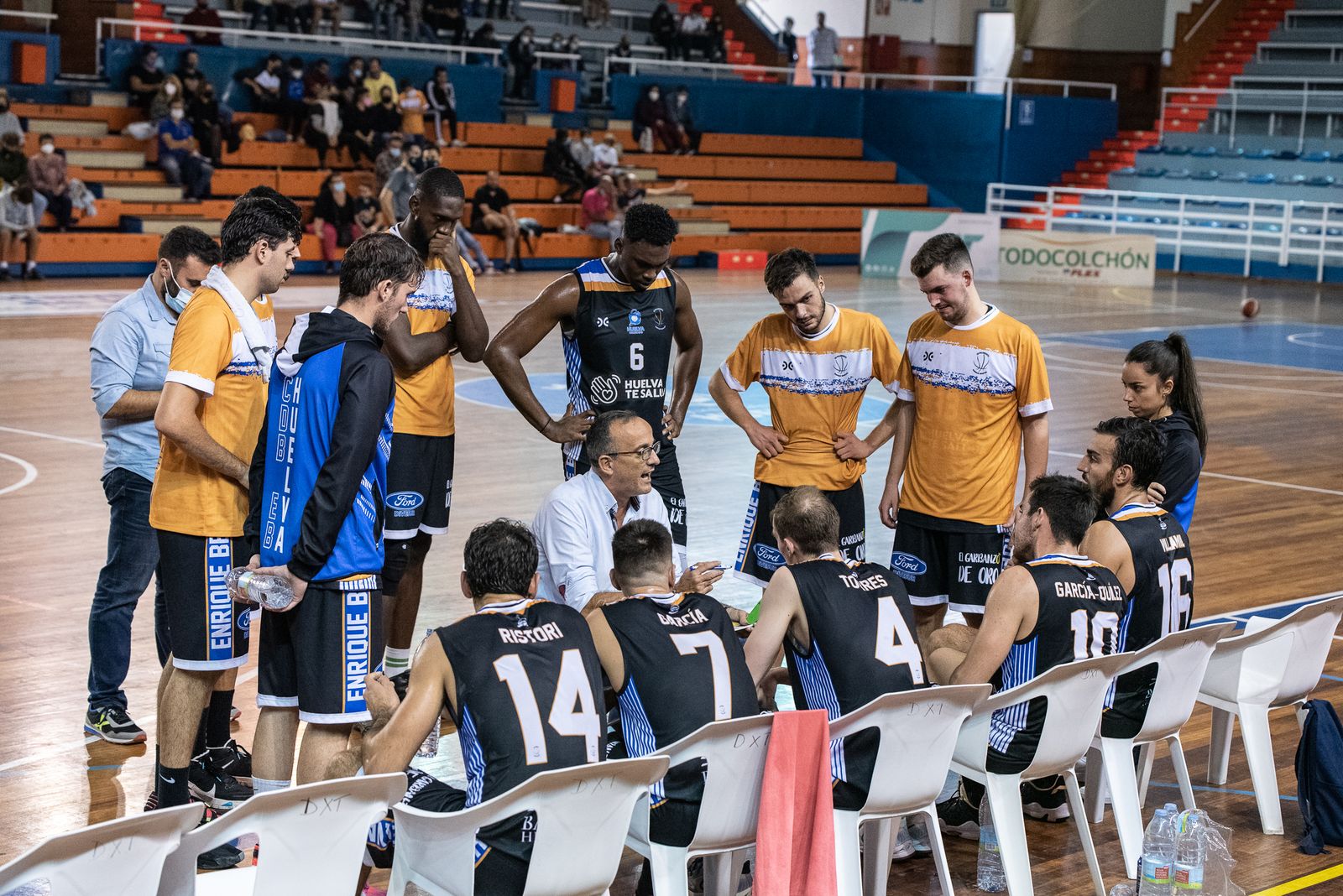 Baloncesto: Imágenes del Huelva Comercio - Extremadura