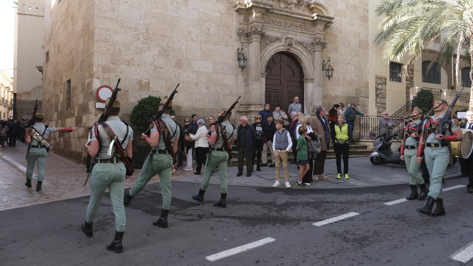 Imágenes de la celebración del Día del Pendón en Almería