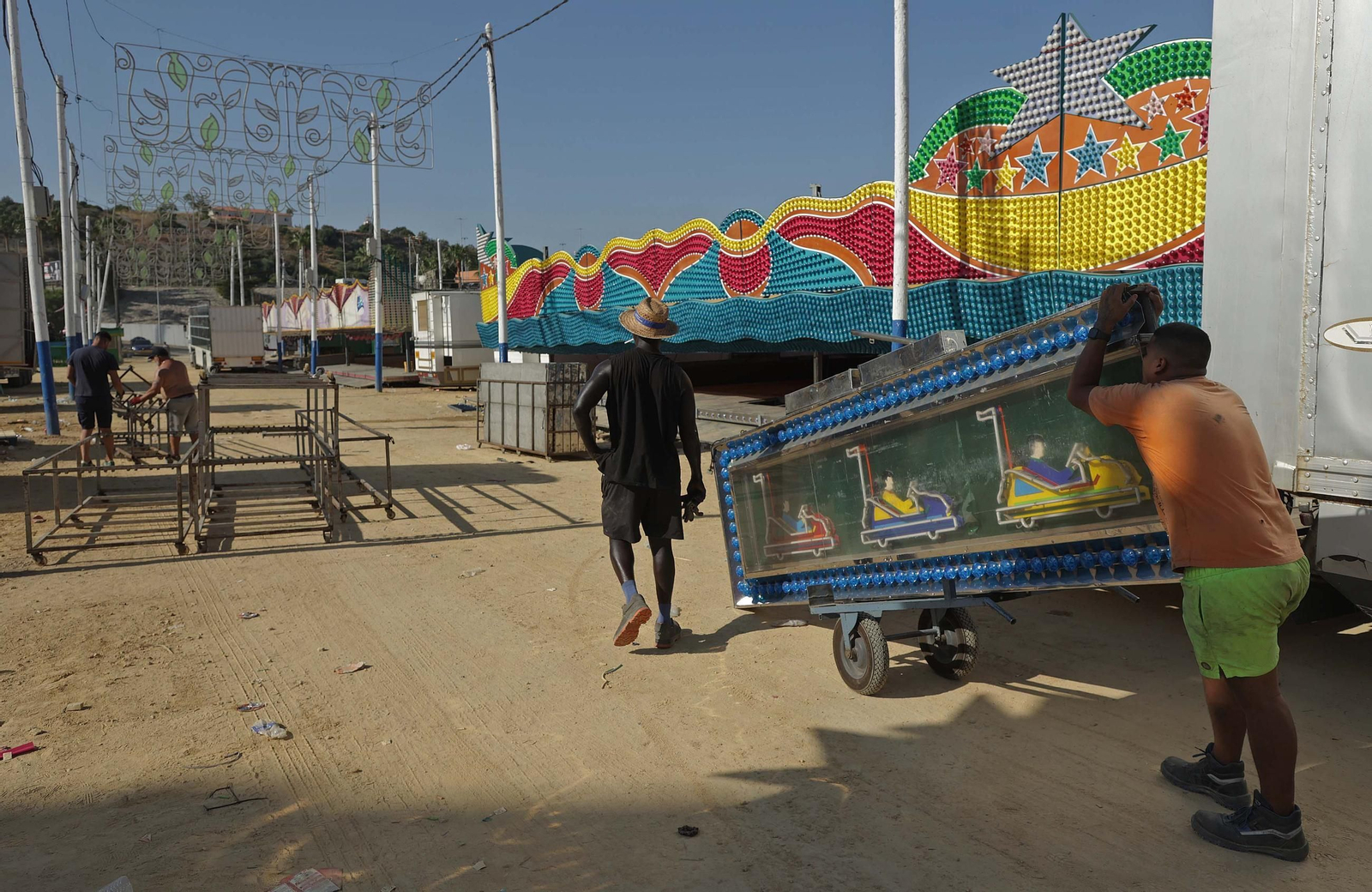 Fotos del desmontaje de la Feria Real de Algeciras