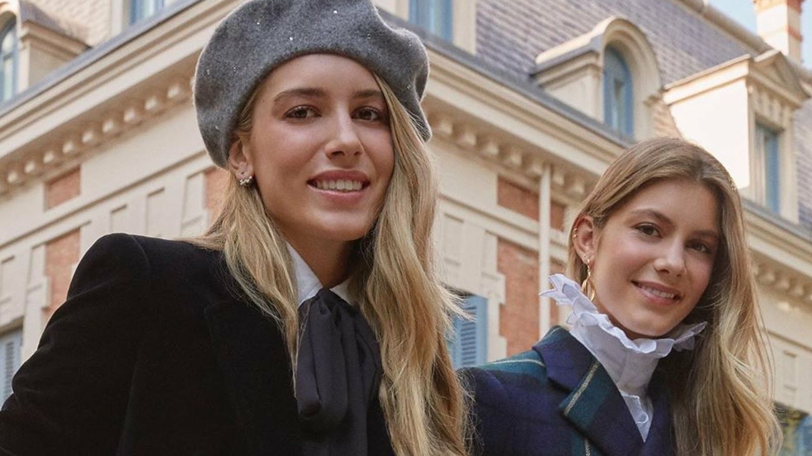 Daniela y Martina, las hijas mayores de Figo y Helene, en una campaña publicitaria de joyas.