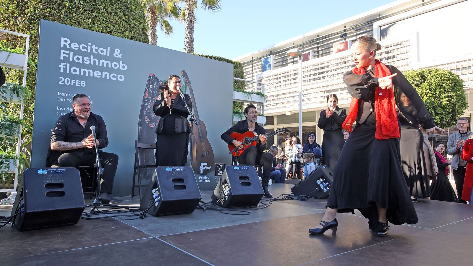 Recital y Flashmob en Luz Shopping Jerez