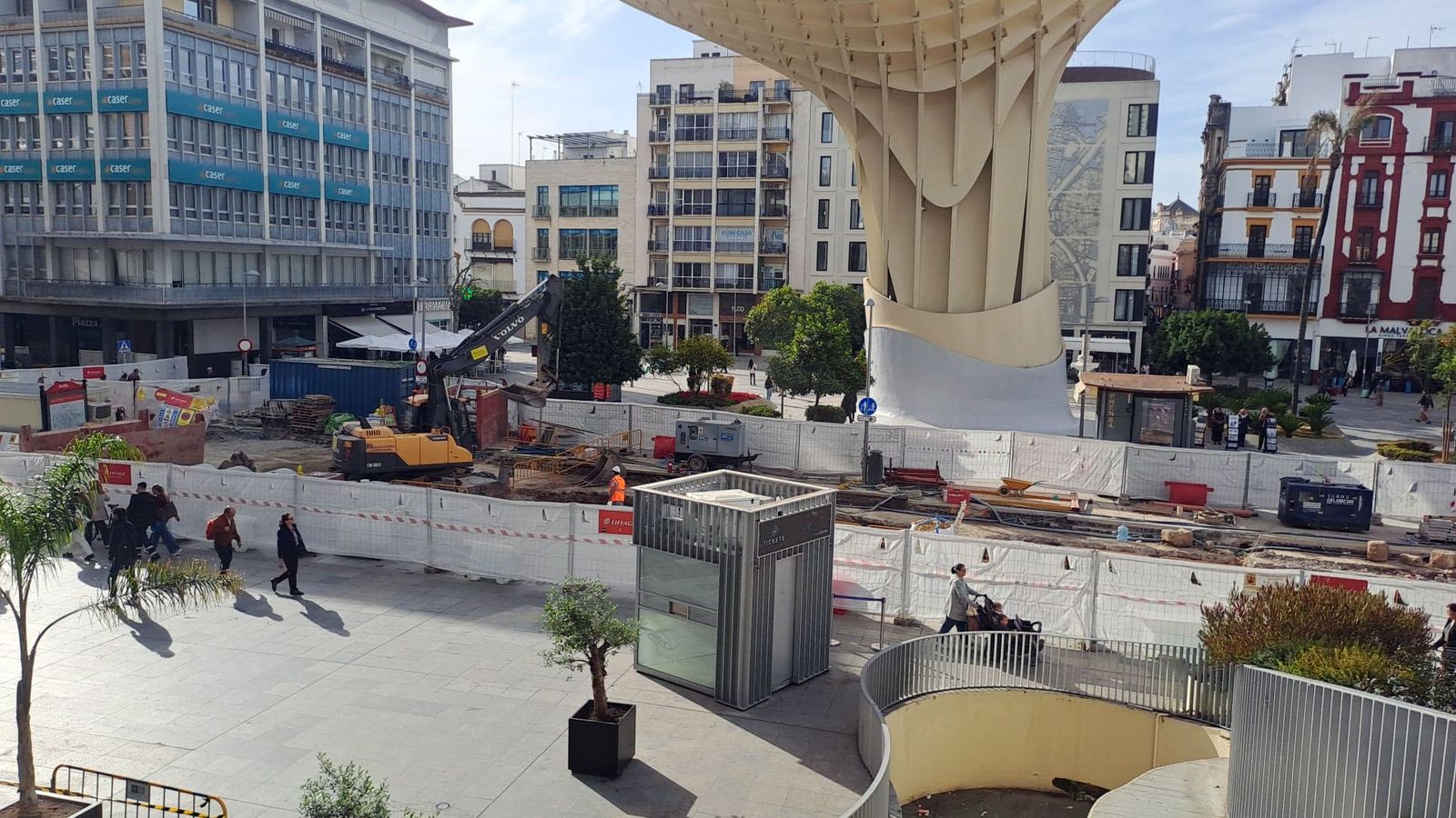 Las obras que se acometen en la Plaza de la Encarnación.