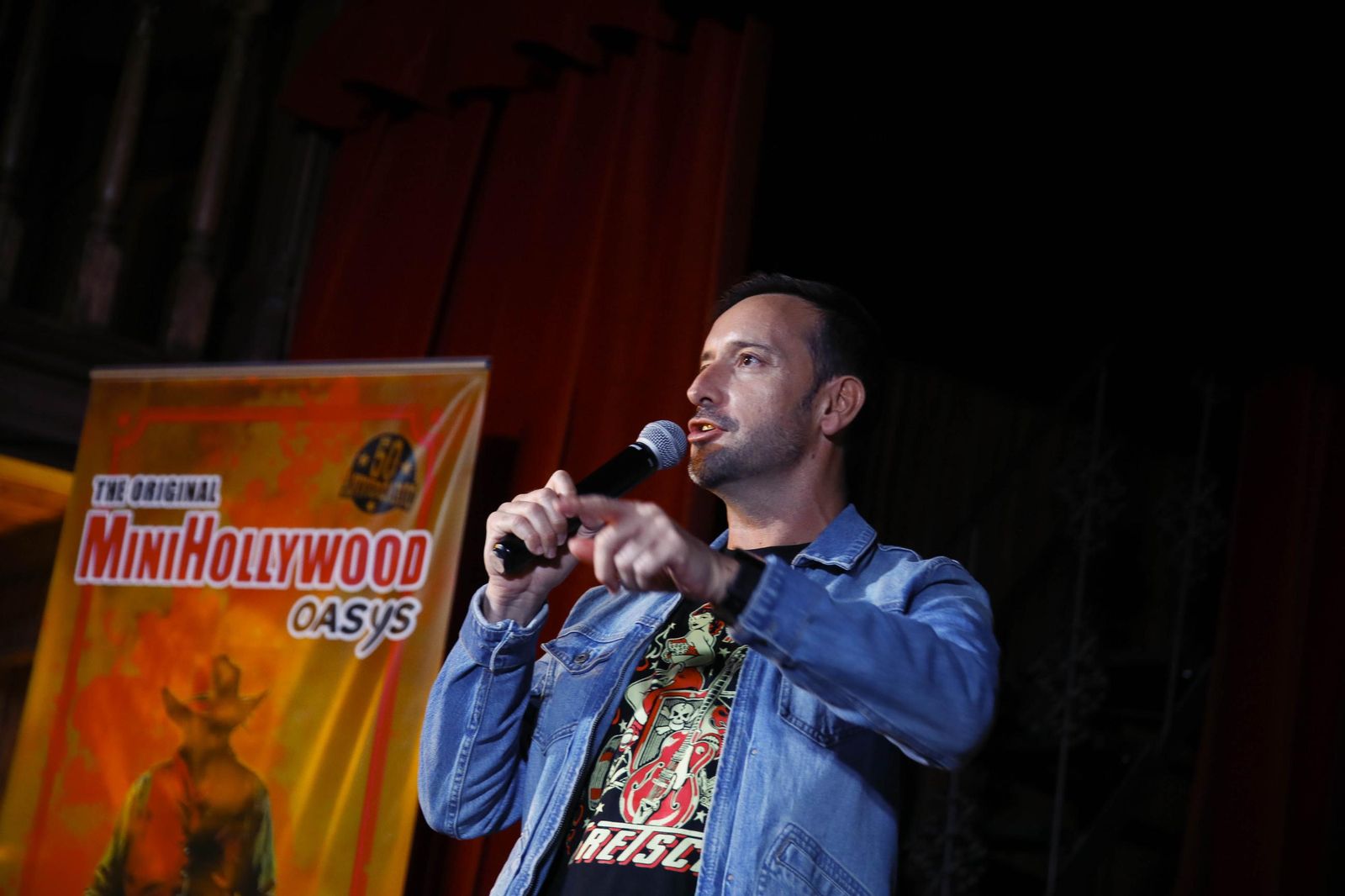 Las imágenes del premio desierto de Tabernas a Eugenio Alabiso en el Almería Western Film Festival