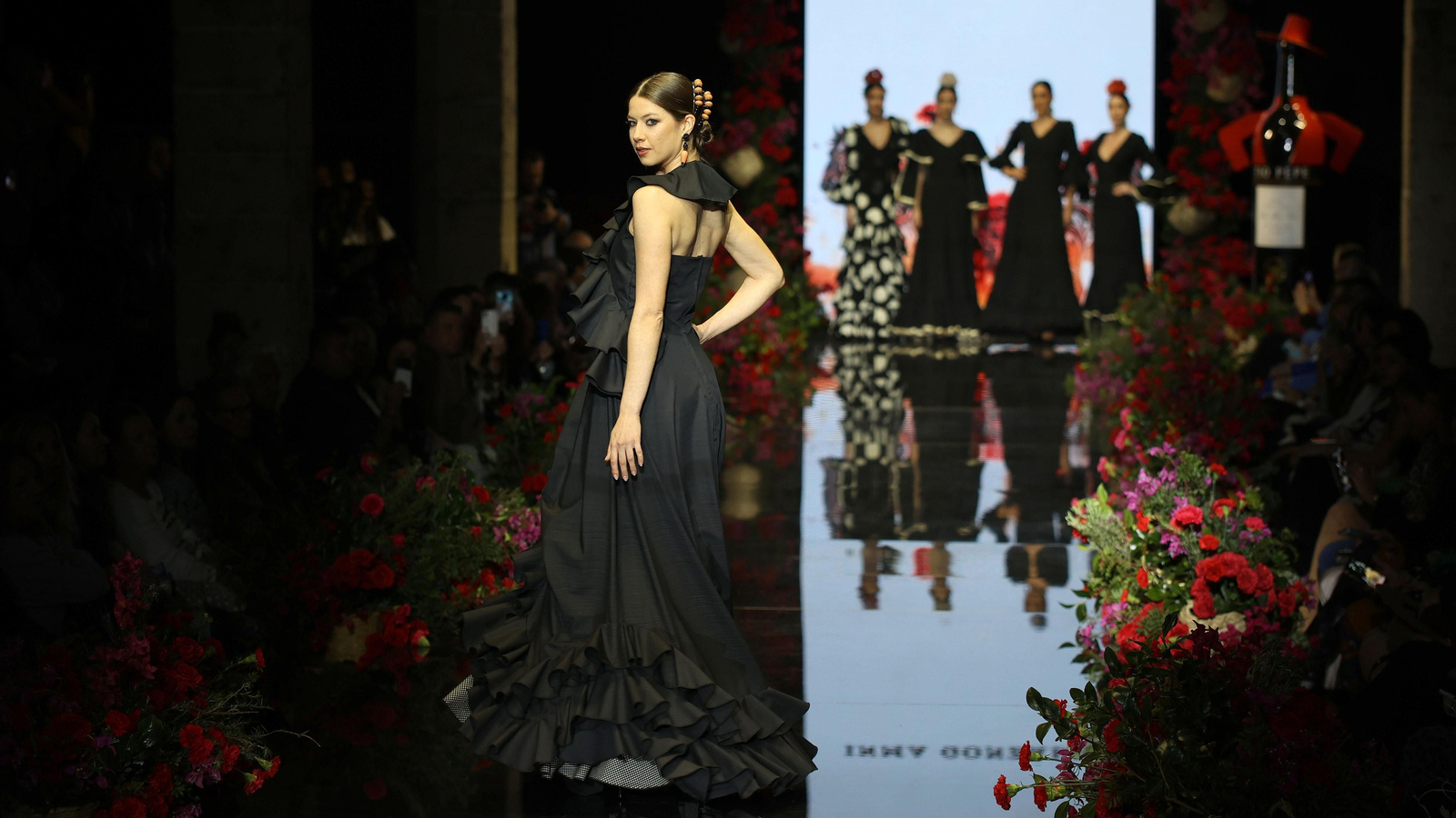 Desfile de Inmaculada González en la Pasarela Flamenca Tío Pepe Jerez 2024