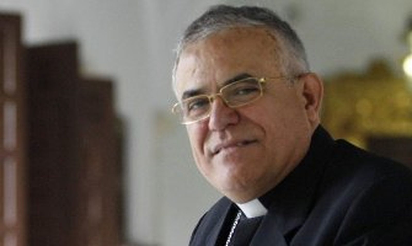 El obispo de Córdoba cree que los medios y algunas escuelas "incitan a la fornicación"