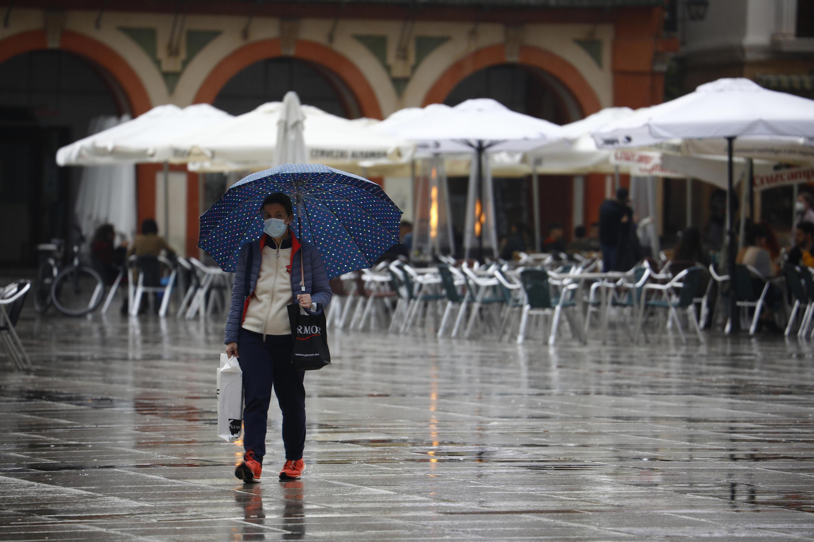 Fotografías: Tarde de bares y compras dos meses después en Córdoba