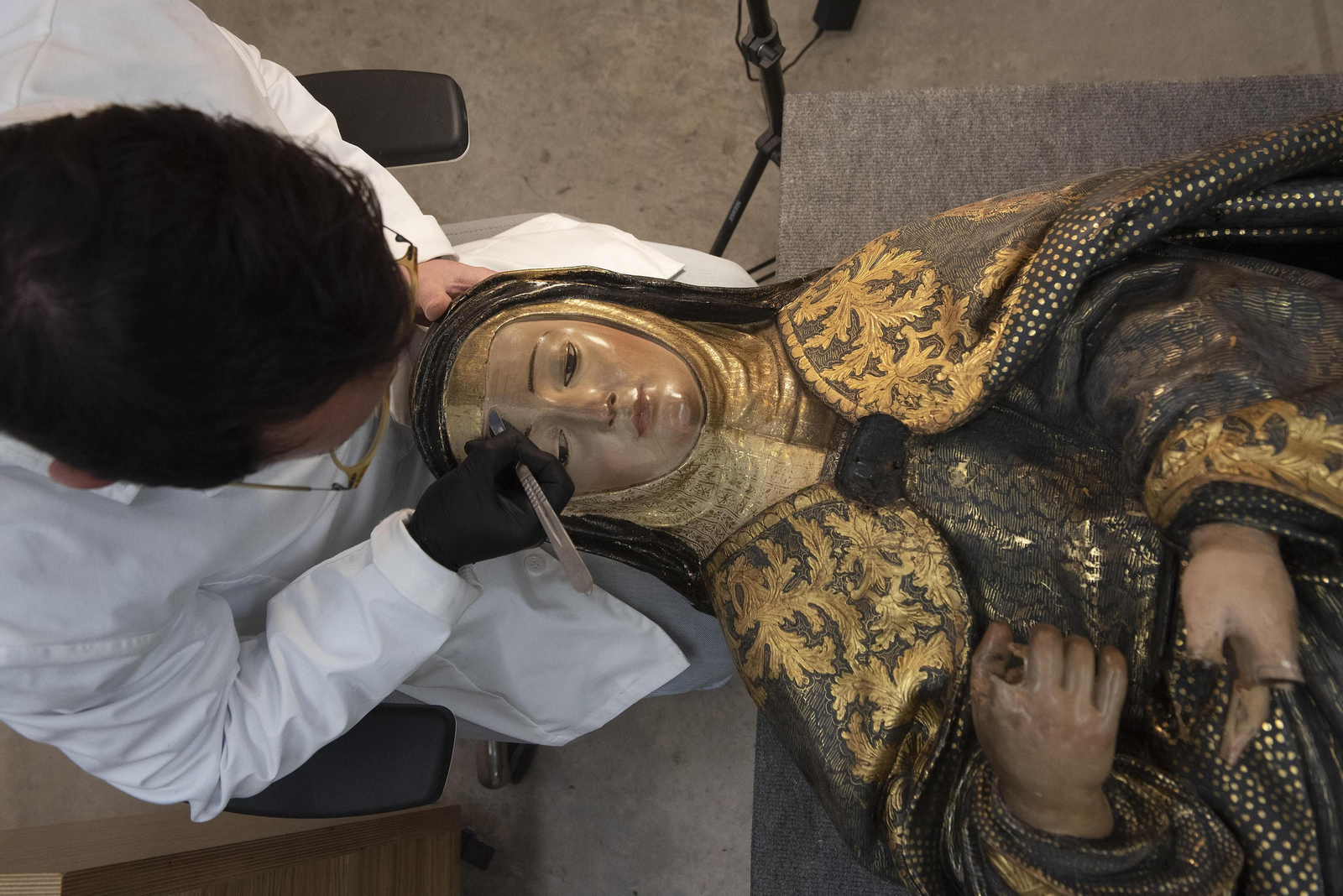 El taller de restauración del Arzobispado de Sevilla