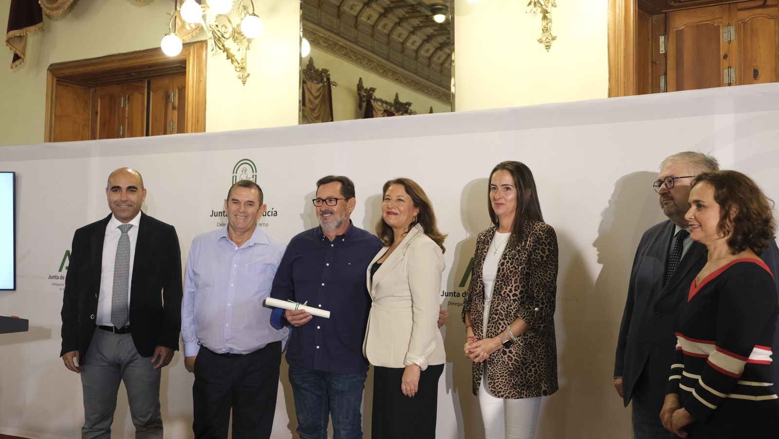 Imágenes de la entrega de resoluciones de OPFH de agricultura
