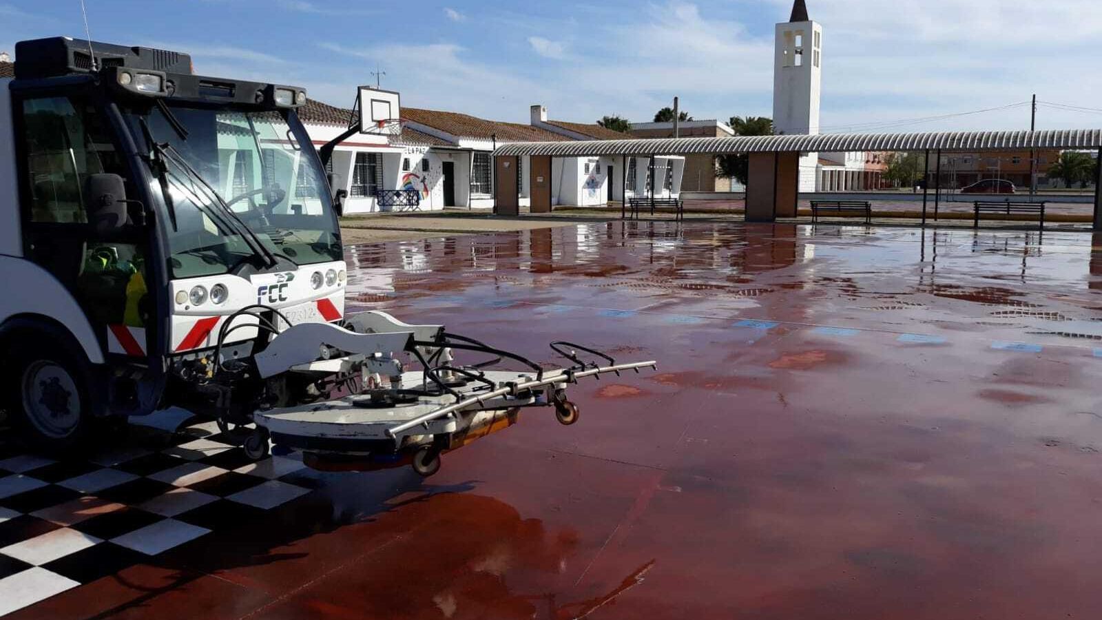 Una máquina de limpieza, en el Poblado de Doña Blanca.