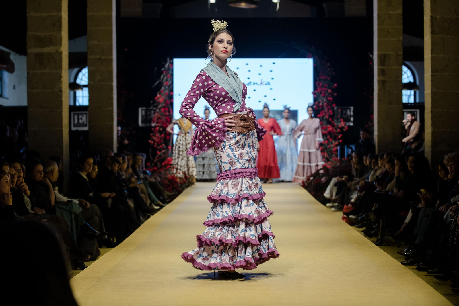 Imágenes de la inauguración y primeros desfiles de la 'Pasarela Flamenca 2020'