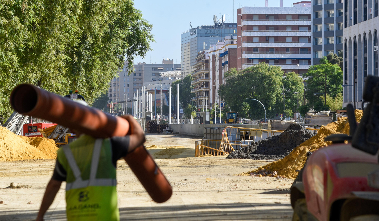 Imágenes de la situación de las obras del tranvía, en Nervión