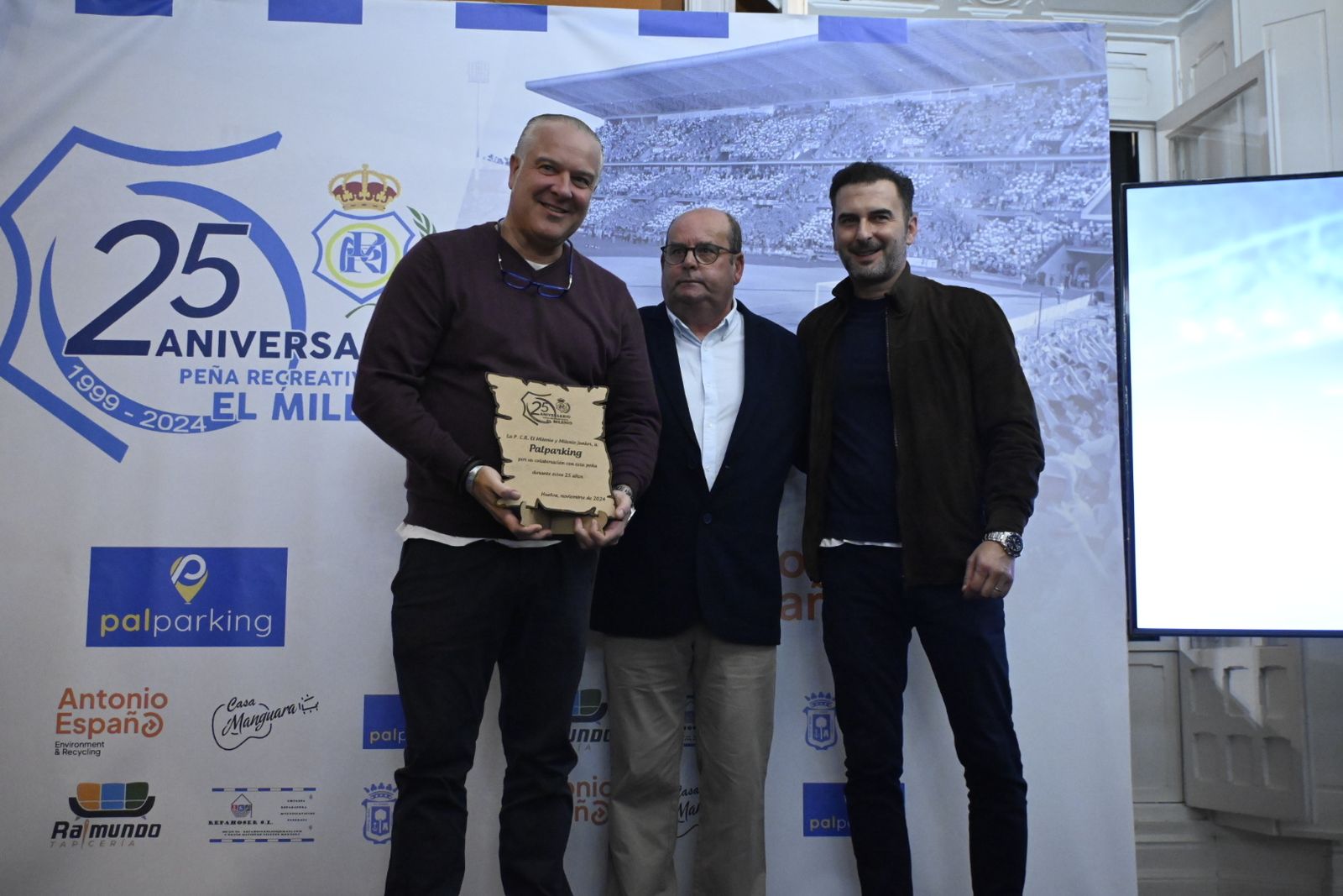 Acto de celebración del 25 aniversario de la Peña Cultural Recreativista 'El Milenio' en imágenes