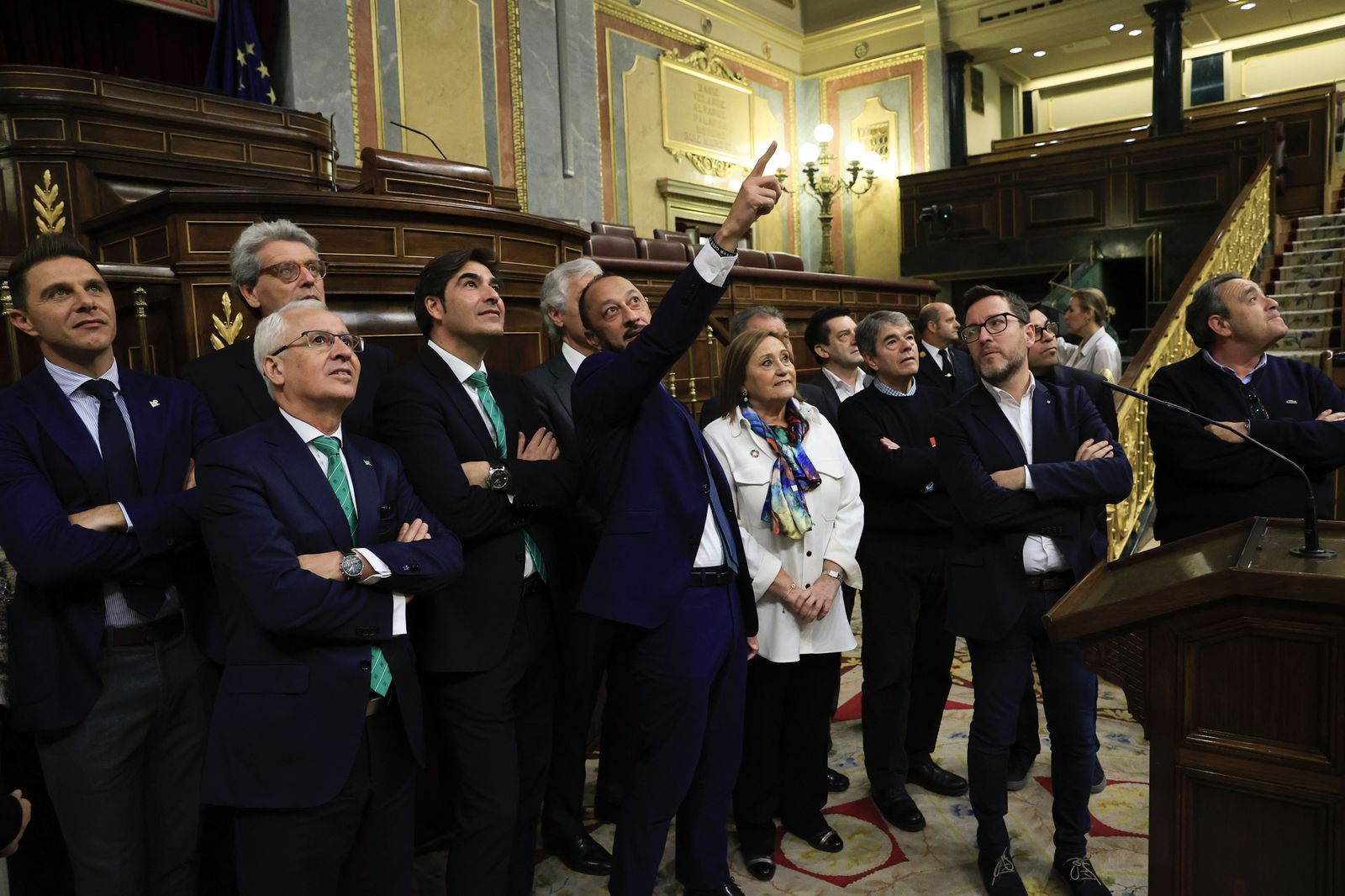 Las imágenes del recibimiento al Real Betis en el Congreso de los Diputados