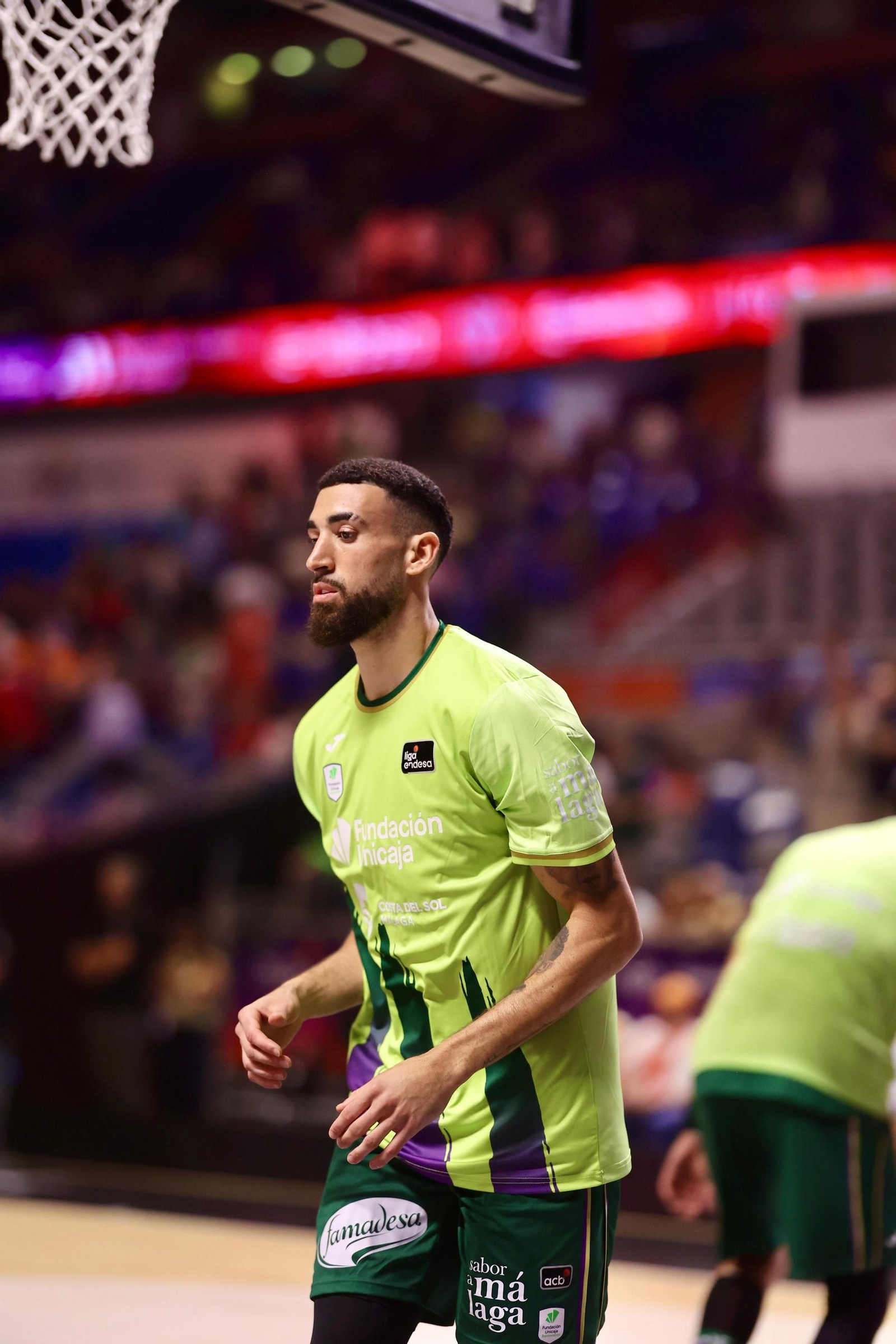 El Unicaja - Valencia Basket de la Supercopa, en fotos