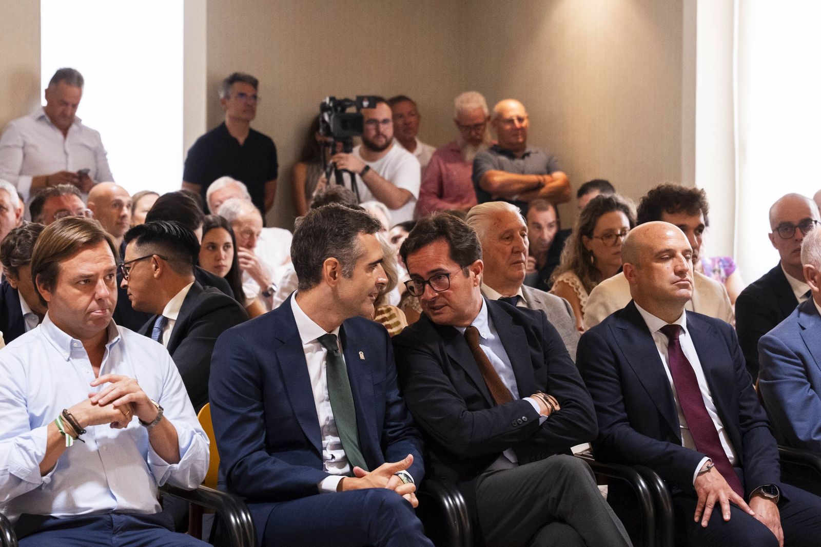 Julia Ibáñez toma posesión como nueva alcaldesa de El Ejido, en imágenes