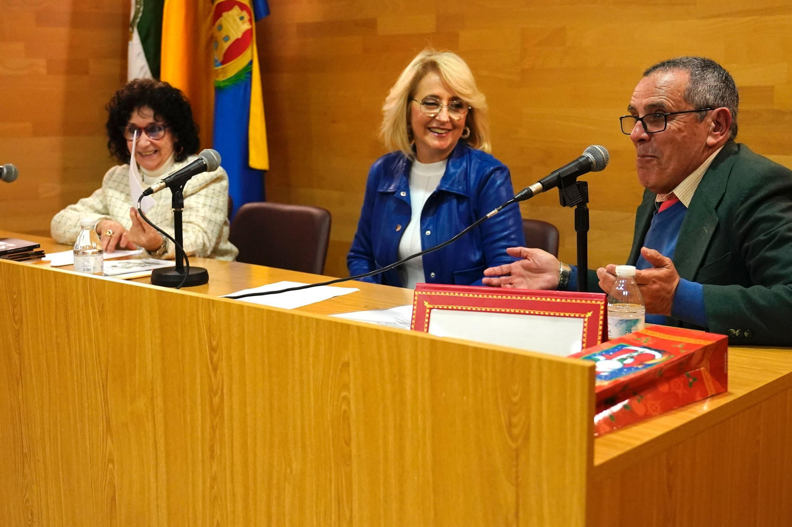 Fotos del homenaje al hispanista Ahmed Mgara