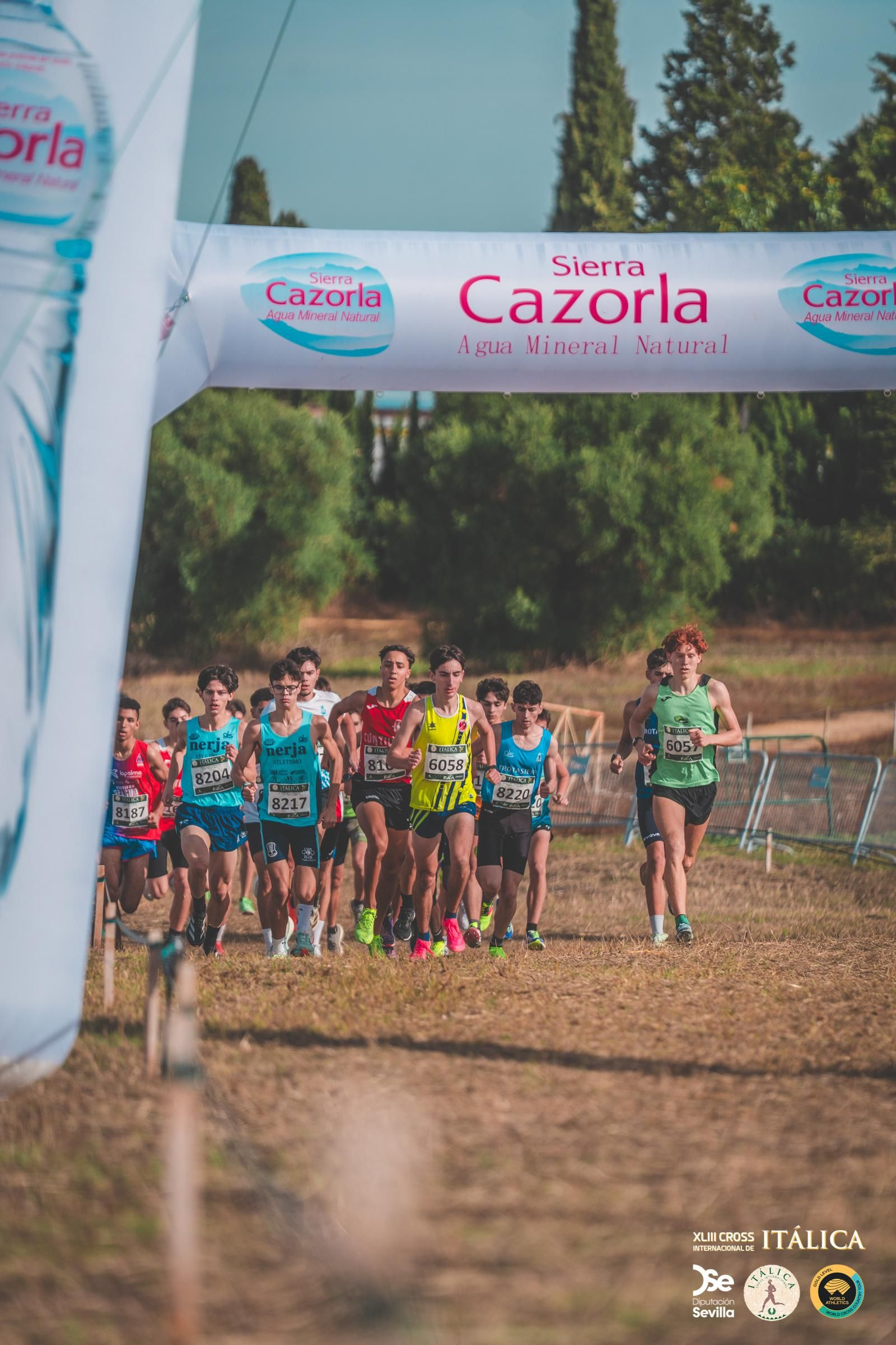 Búscate en las fotos del Cross de Itálica 2025 | 5