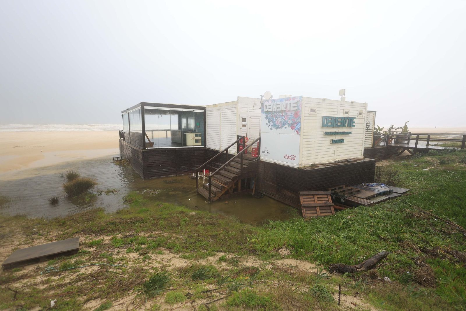 Fotos de los efectos de la borrasca Leonardo en Tarifa, Algeciras y Castellar