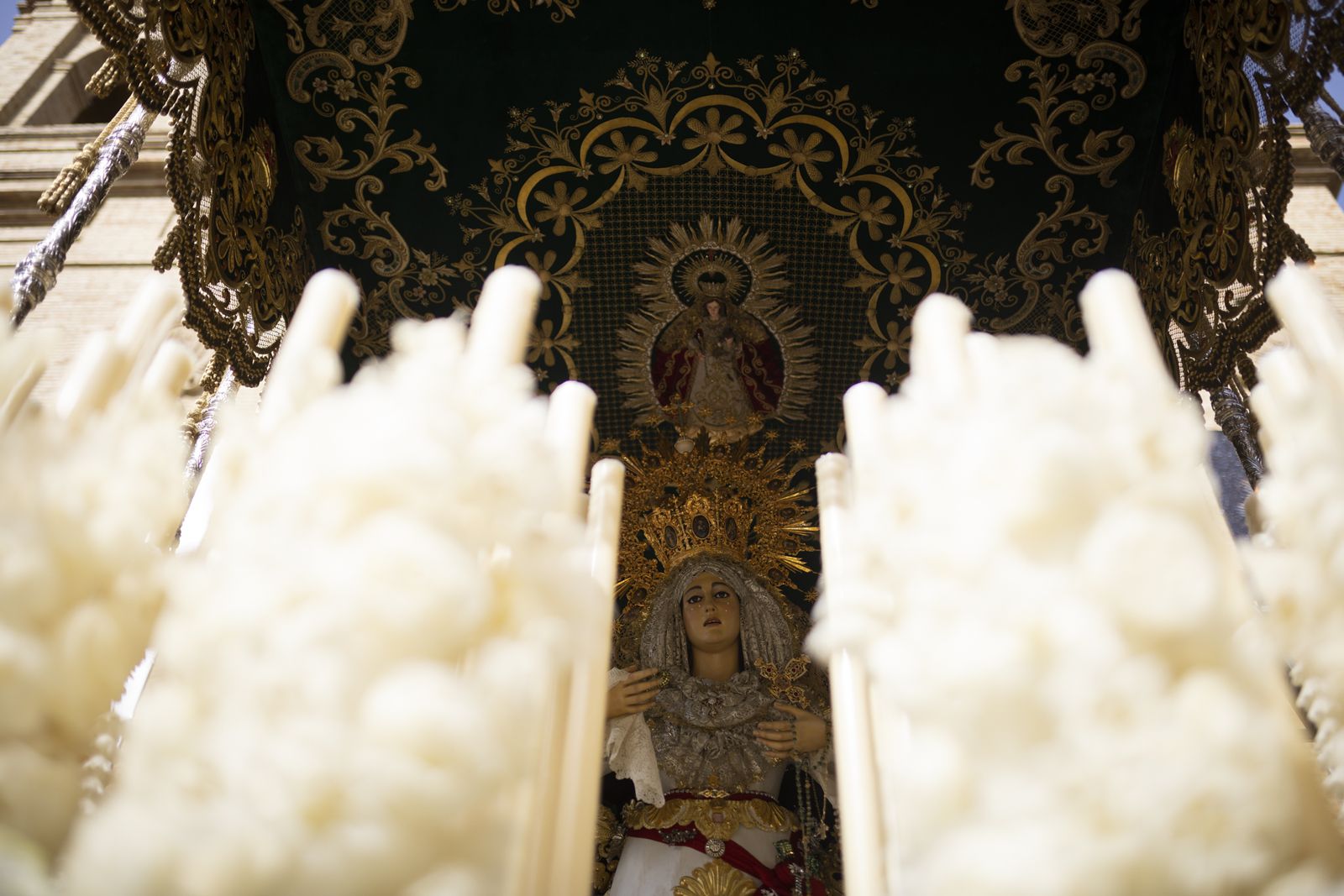 Lunes Santo: Tres Caídas en Huelva, en imágenes