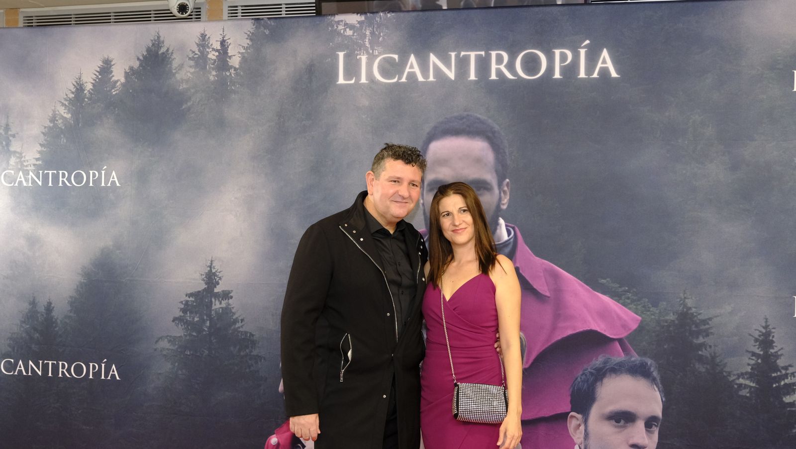 Imágenes del estreno en Almería de la película Licantropía