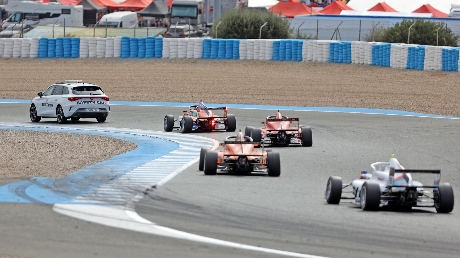 Imágenes del gran ambiente de fiesta en la Racing Weekend y el 40 aniversario del Circuito de Jerez