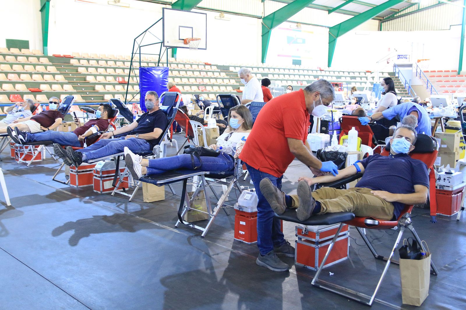 El pabellón Rafael Florido acoge el récord de donantes de sangre
