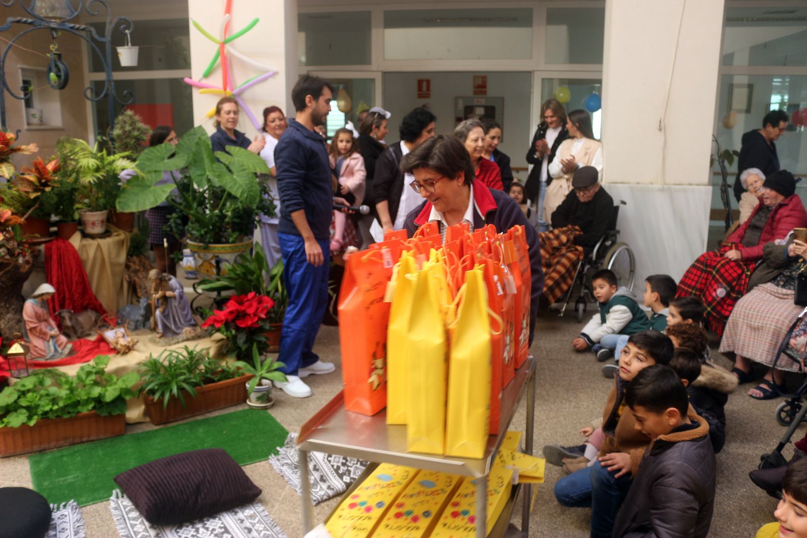 Visita de los Reyes a la Residencia Vedruna