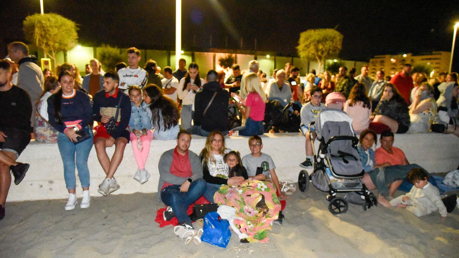 Fotos de la hoguera de San Juan en La Línea