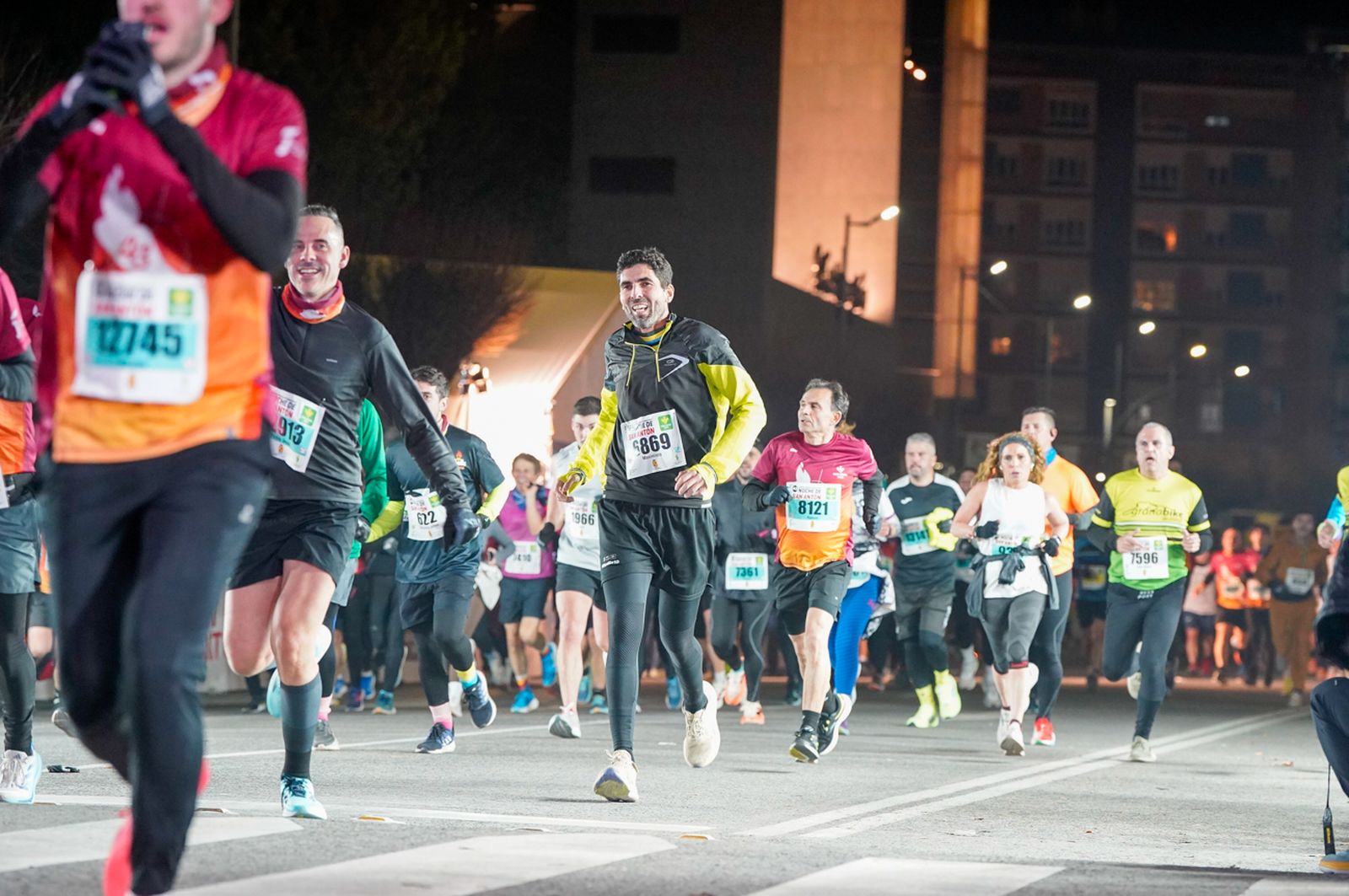 En imágenes: búscate en tu llegada a meta de la Carrera de San Antón 2026 (14)