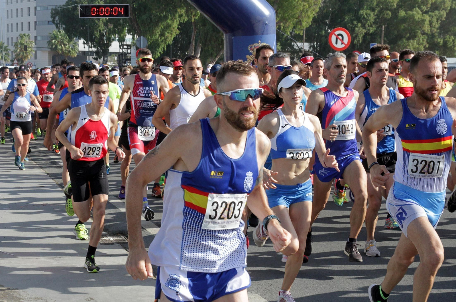 Imágenes de la Carrera Solidaria Ruta 091 organizada por la Policía Nacional