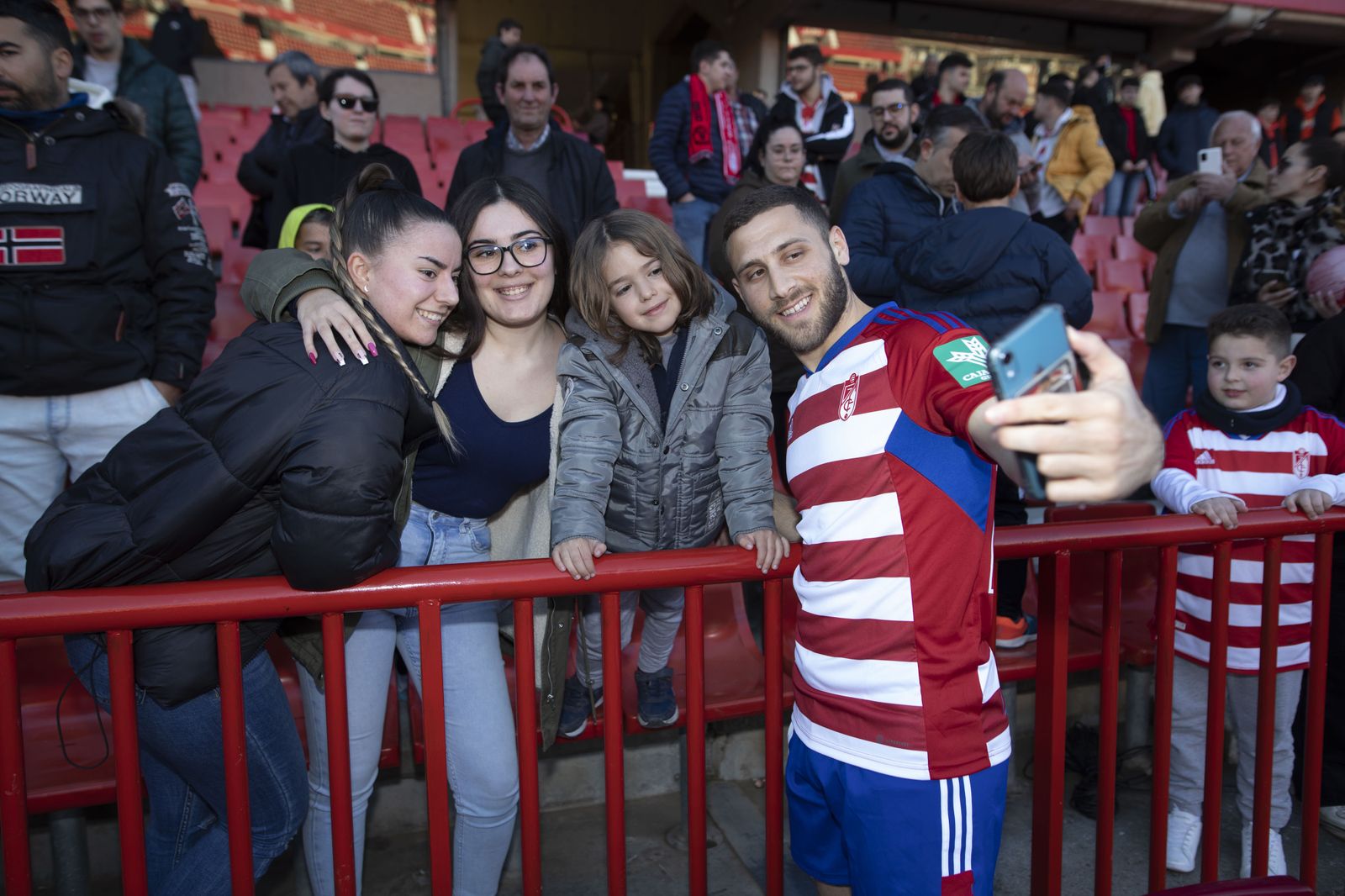 Las mejores imágenes de la presentación de Shon Weissman