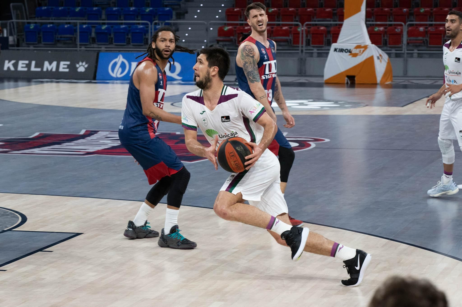 Las fotos del Baskonia-Unicaja