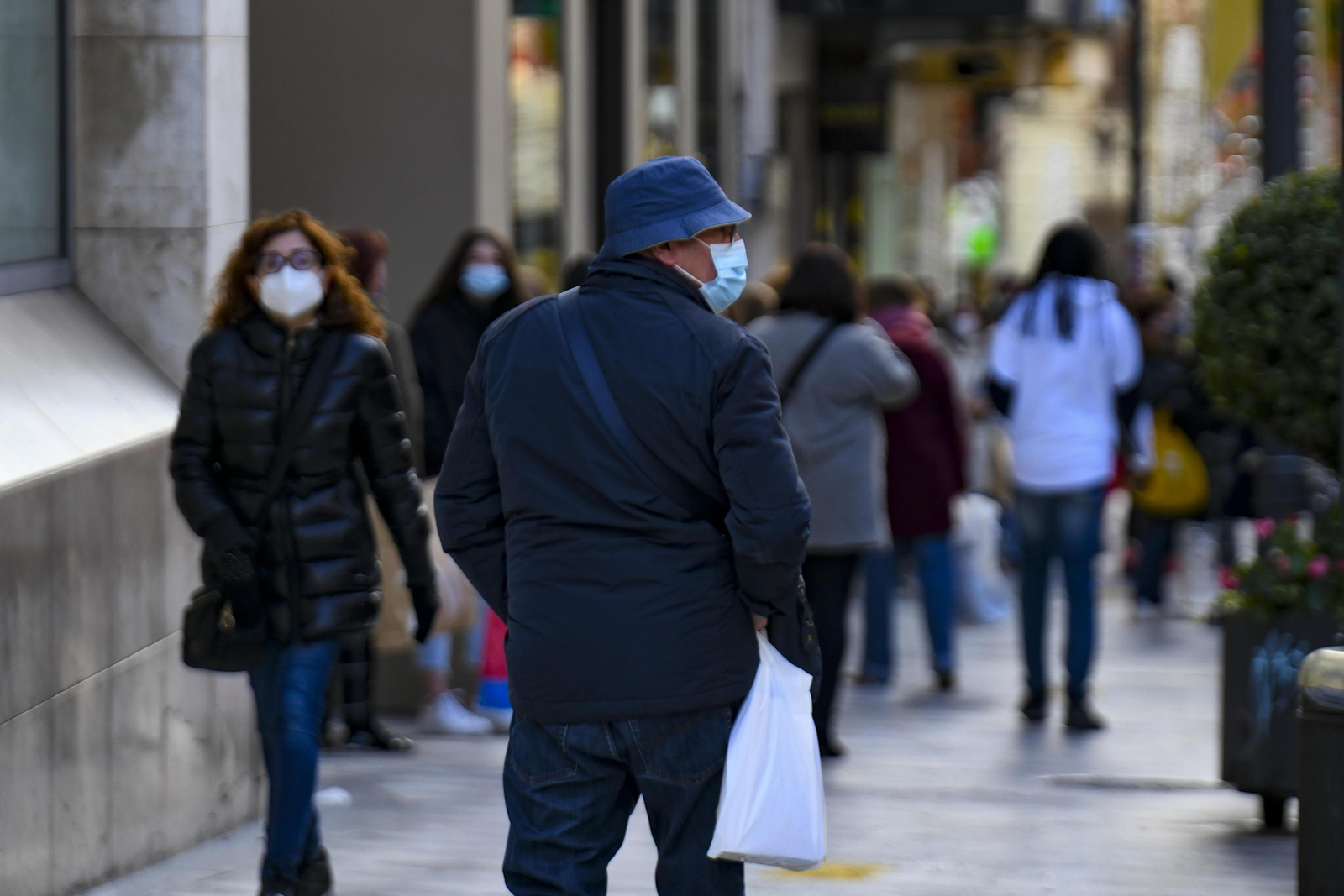 Granada capital y 52 municipios siguen en riesgo extremo por coronavirus tras dos semanas sin estado de alarma
