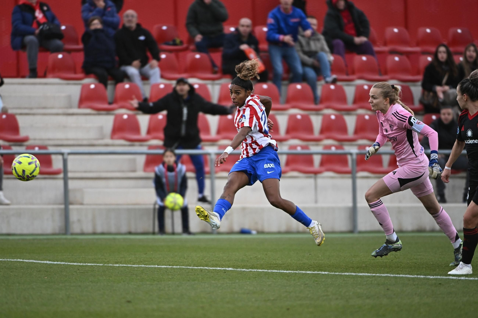 Las fotos del Atlético-Sevilla Femenino