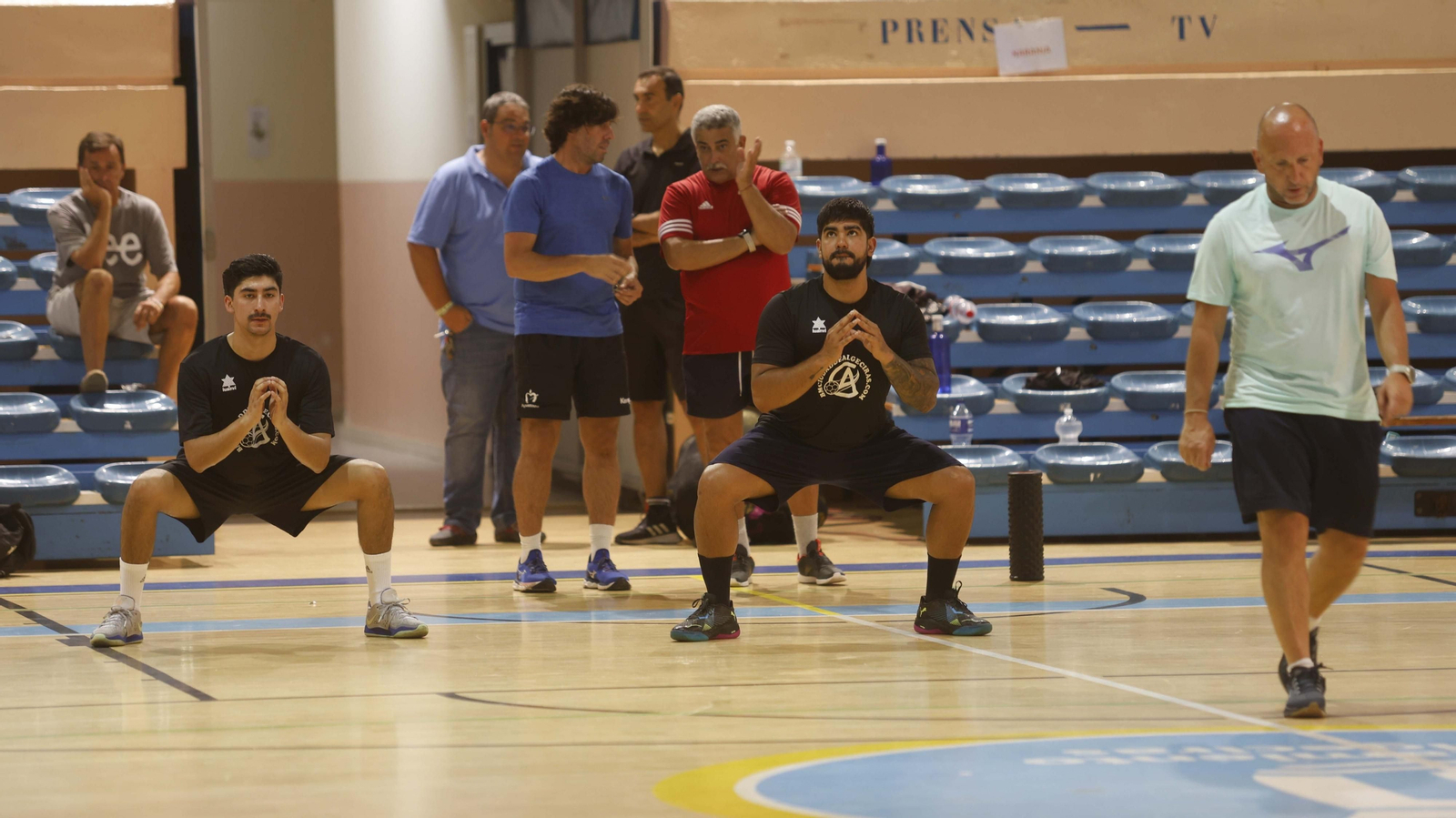 El primer entrenamiento de Ronaldo Carrasco y Sebas Restrepo con el BM Ciudad de Algeciras
