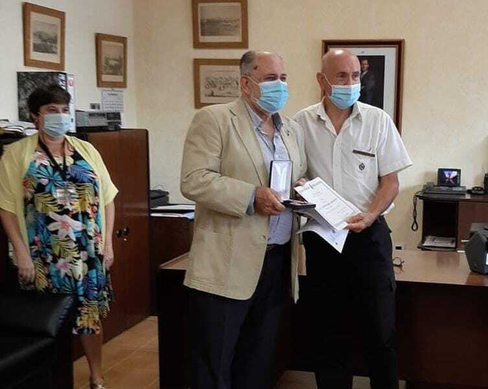 La entrega de la Medalla de Bronce a Juan Villarreal como diácono voluntario de la Pastoral Penitenciaria.