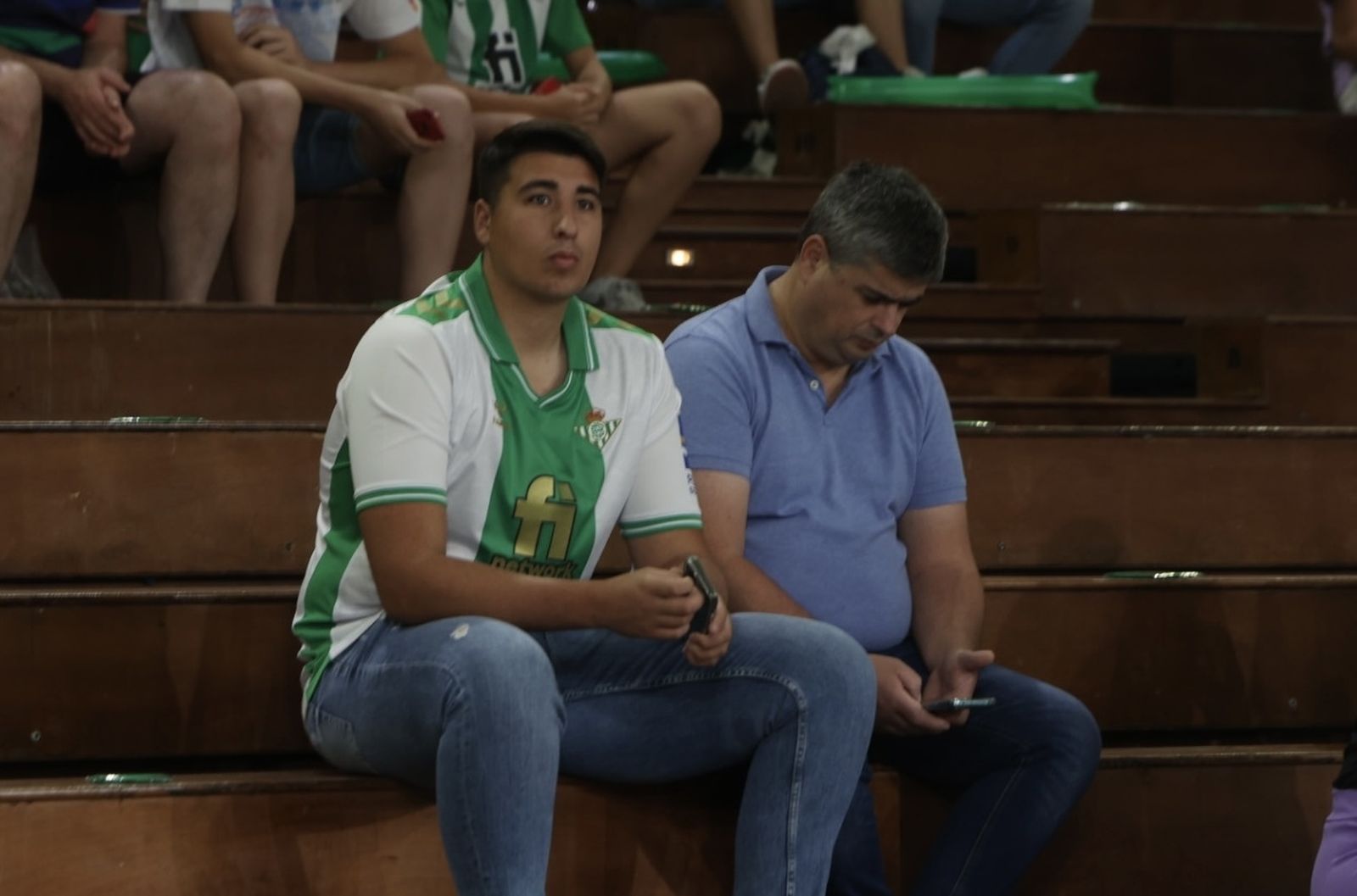 Búscate en el o Betis Granada de baloncesto