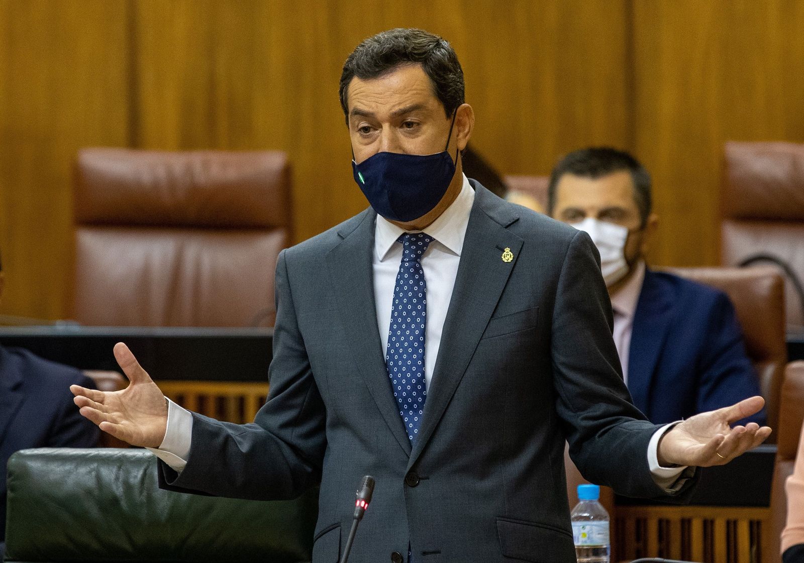 Juanma Moreno, en la sesión de control del Gobierno de este jueves.