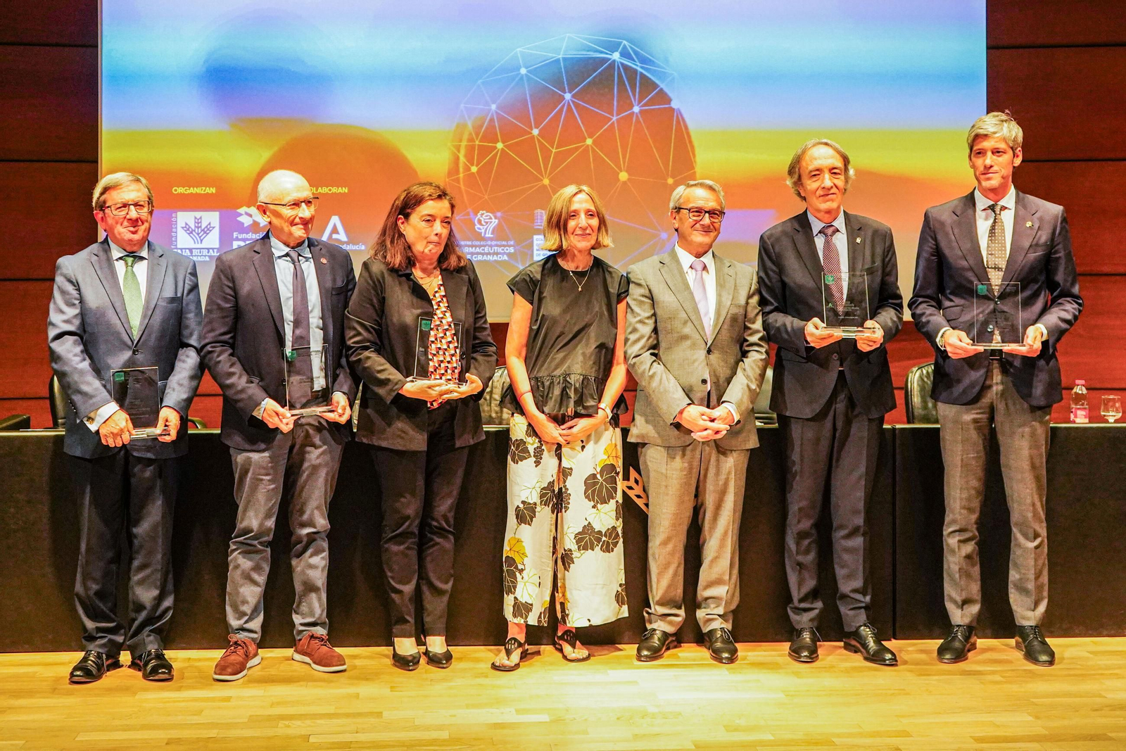 Galería | Así ha sido galardonada Mercedes Ricote con el premio Ciencias de la Salud Fundación Caja Rural Granada