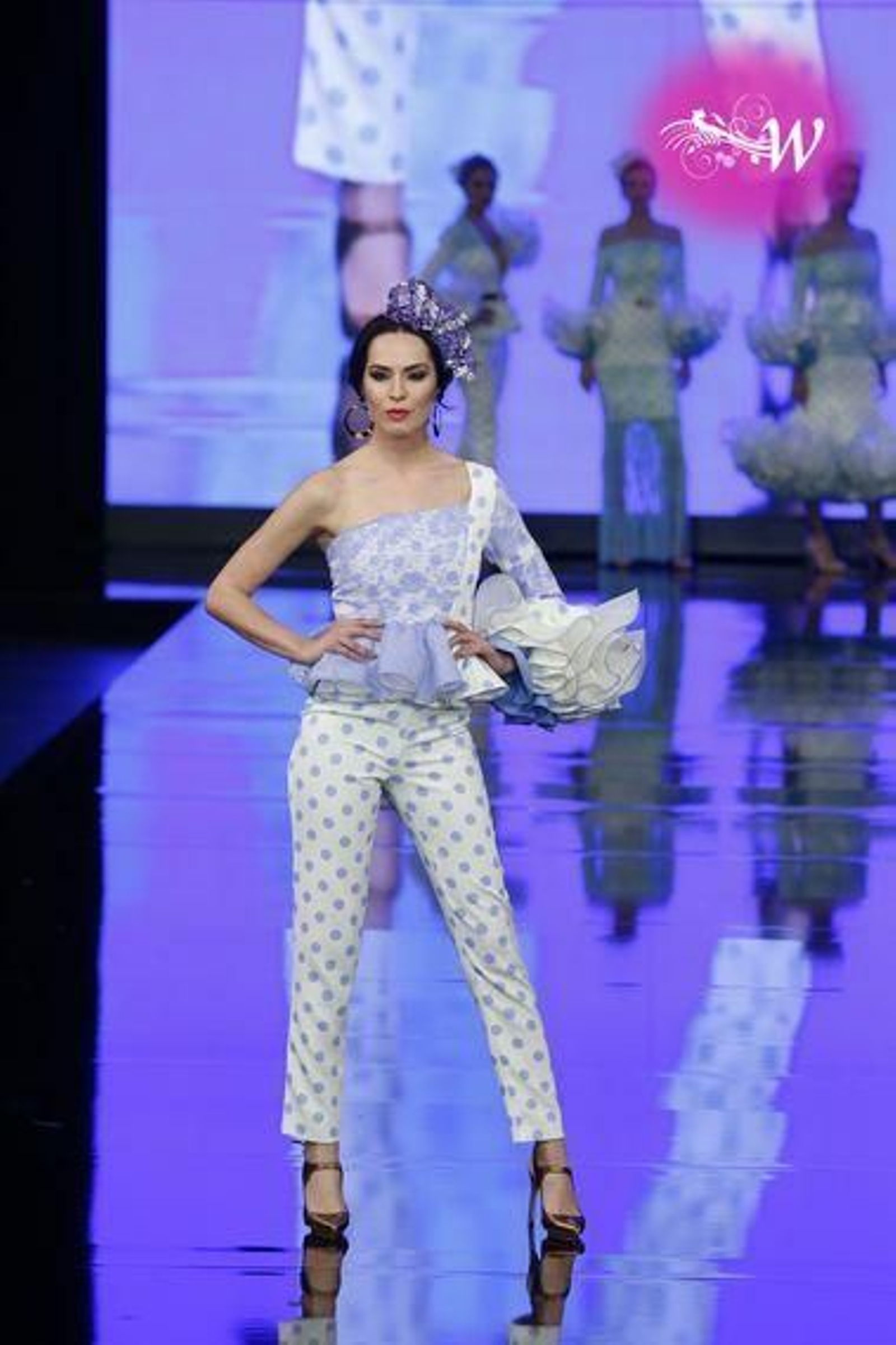 Todas las fotos del desfile de Sara Benítez en SIMOF 2020