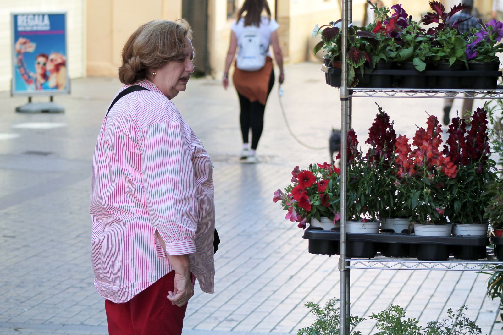 Imágenes del lunes 17 de abril en Huelva