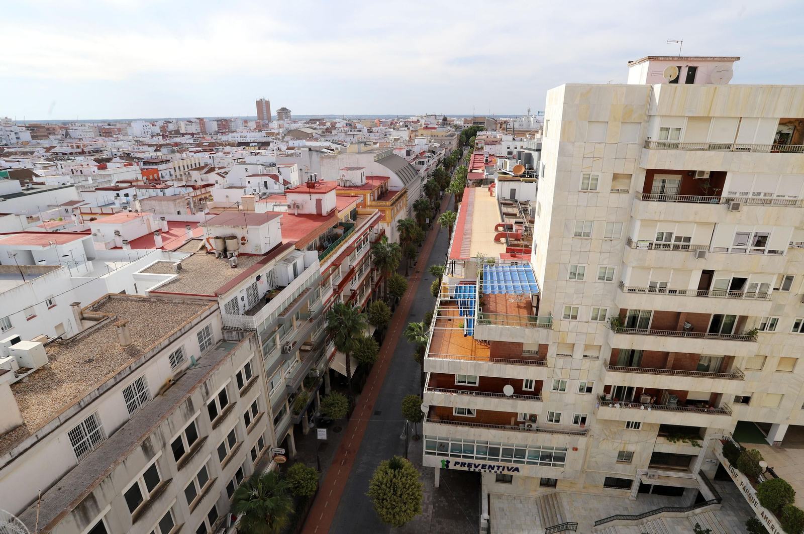 Bloques de viviendas en el centro de Huelva.