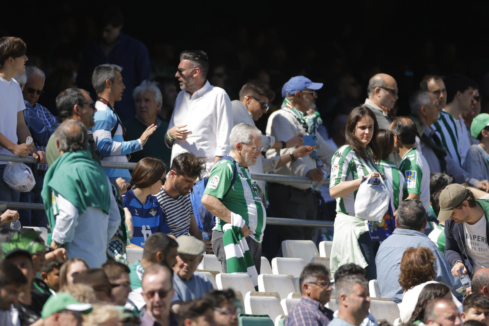 Búscate en las fotos del Betis-Mallorca