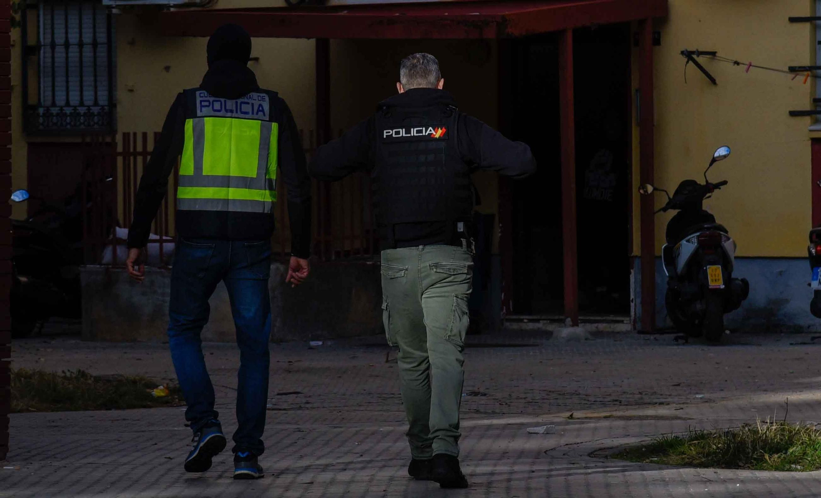 Las imágenes de la operación policial en las Tres Mil Viviendas